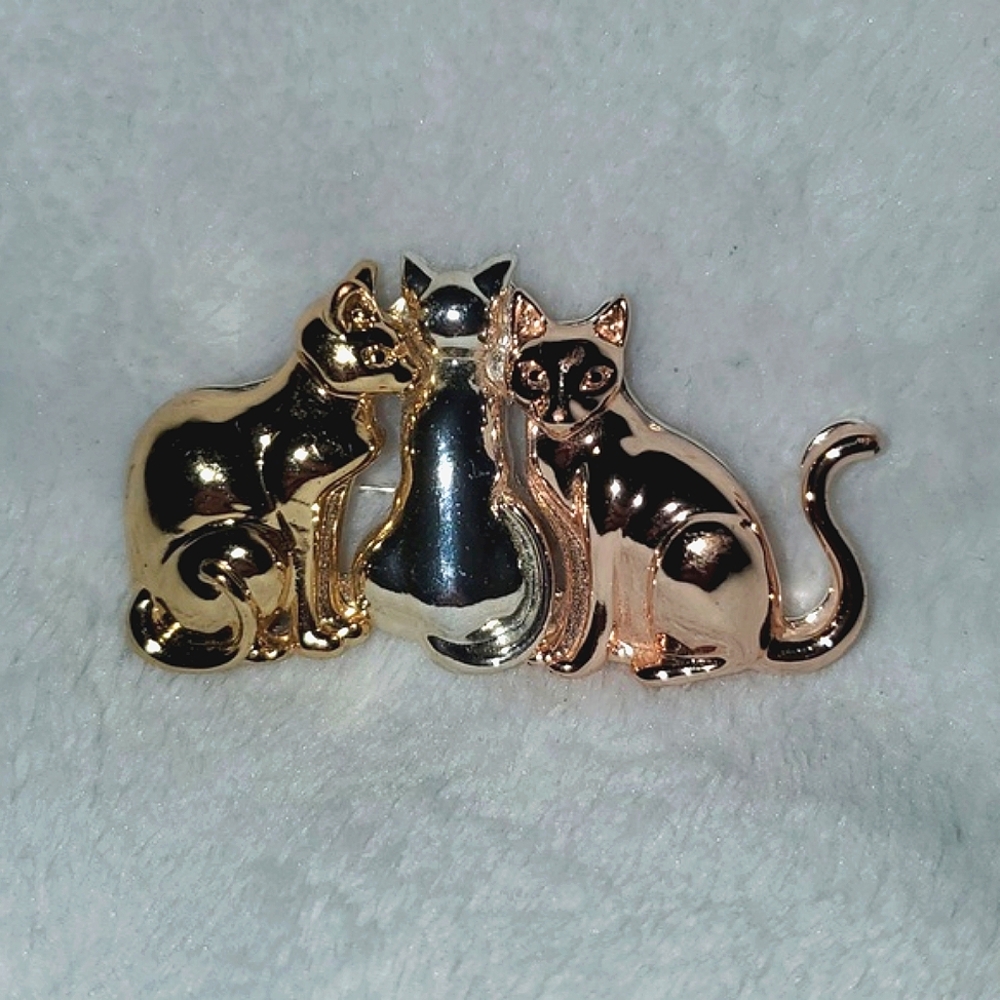 Vintage Art Nouveau Three Cats Multi Tone Brooch by Pet Friends